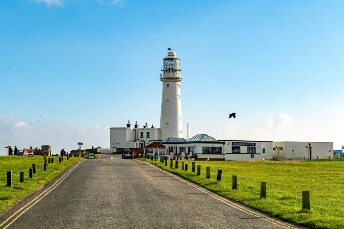 Flamborouigh Lighthouse at distance Act Flamborouigh Lighthouse at distance Act