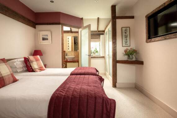 Owl twin bedroom