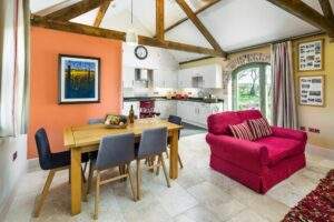 High Barn Spinney dining area