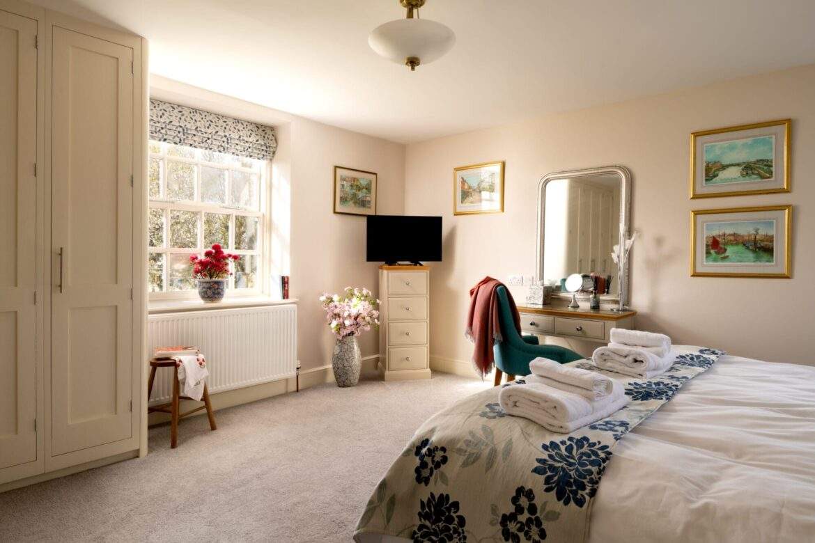 Garden cottage master bedroom Garden cottage master bedroom